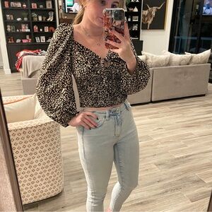 Elegant Black and White Puff Sleeve Blouse